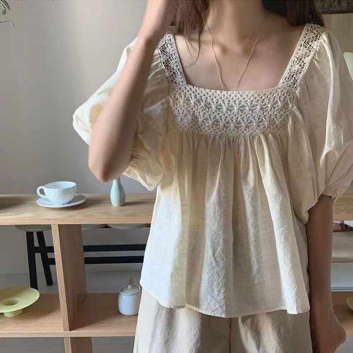 여성 루즈핏 스퀘어넥 블라우스