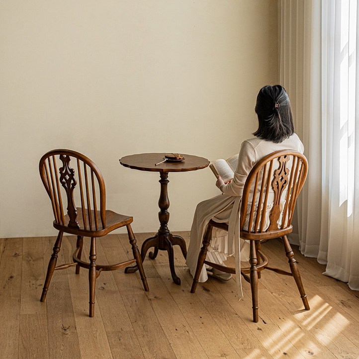 디킨 엔틱 고무나무 원목 원형 카페 테이블 식탁 세트