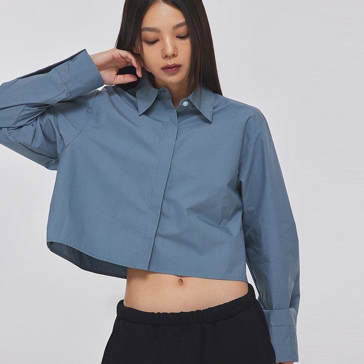 SOLID HIDDEN BUTTON CROPPED SHIRTS_T326TP112(BW) 7663529653