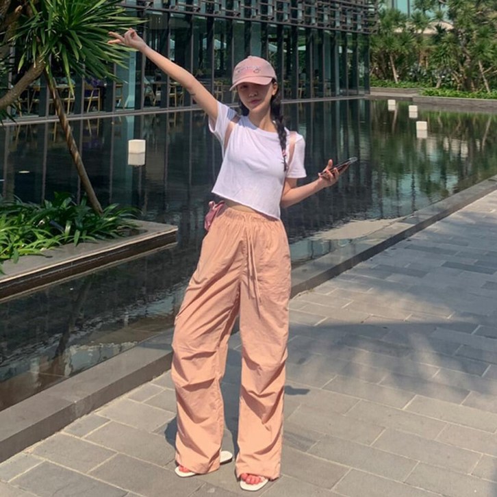 워너비뮤즈   간절기와이드조거 바스락 핀턱 나일론 팬츠