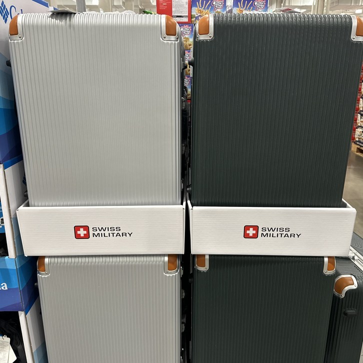 코스트코 스위스 밀리터리 여행가방 캐리어 24인치 60X44X28CM 수화물용 기내용