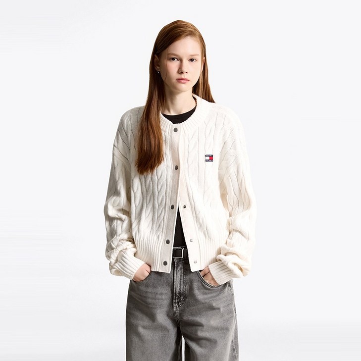 타미힐피거 배지 케이블 가디건 T32F7KCD10TWT2YBH