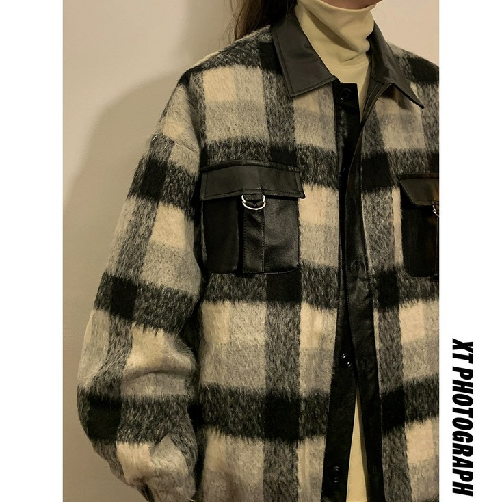 면도톰한 체크 모직 패치 가죽 코트 기모 패딩