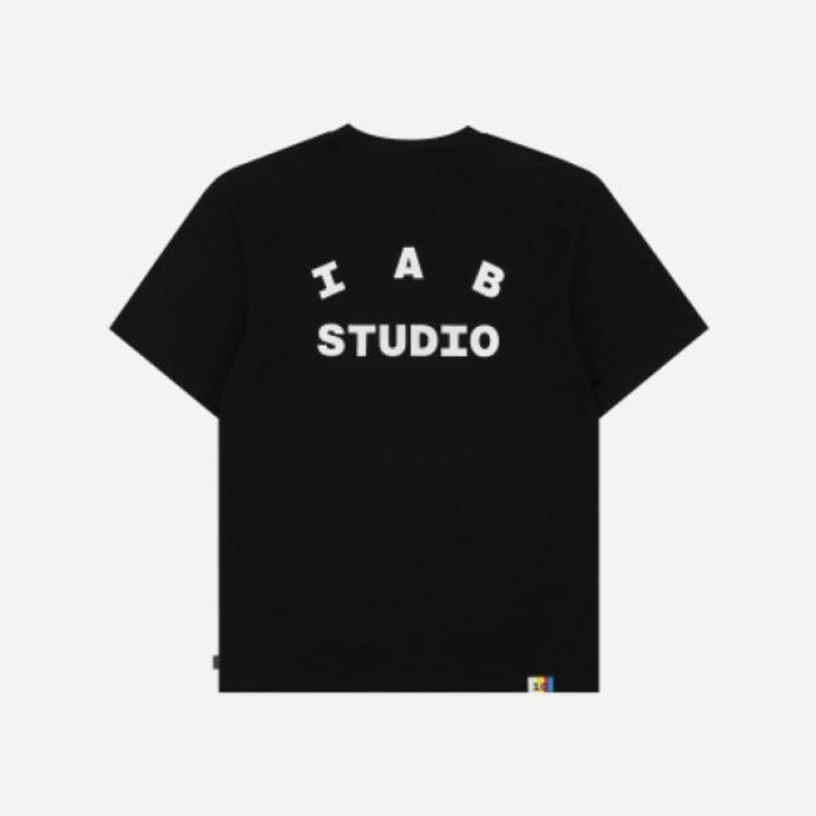 [정품] IAB Studio 아이앱 스튜디오 10주년 티셔츠 블랙 10th Anniversary 티셔츠Black 여자 반팔 라운드티 437497 - 투데이밈
